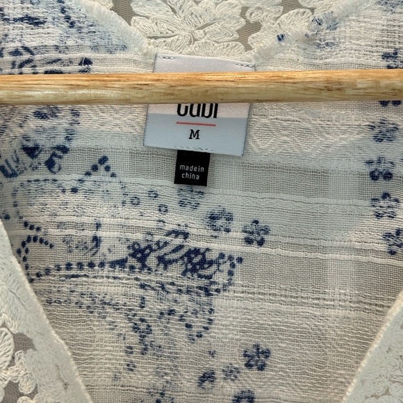 NWOT CAbi veranda blue paisley top - Picture 4 of 8